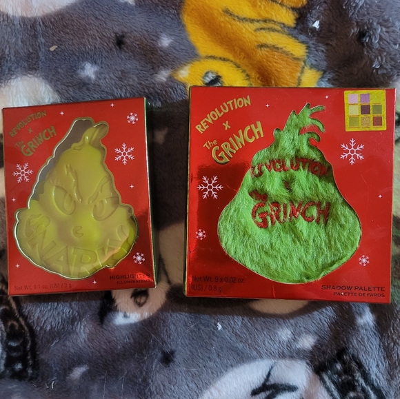 Revolution X The Grinch, set of 5 NIB products - Picture 3 of 7